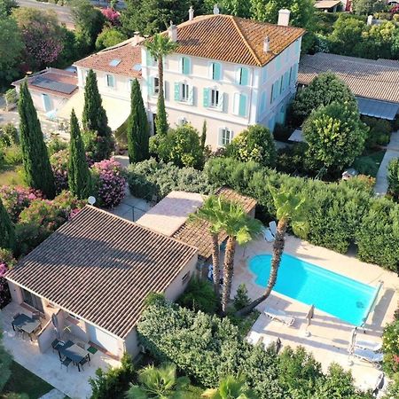 לינה וארוחת בוקר הייר Domaine De L'Aufrene מראה חיצוני תמונה