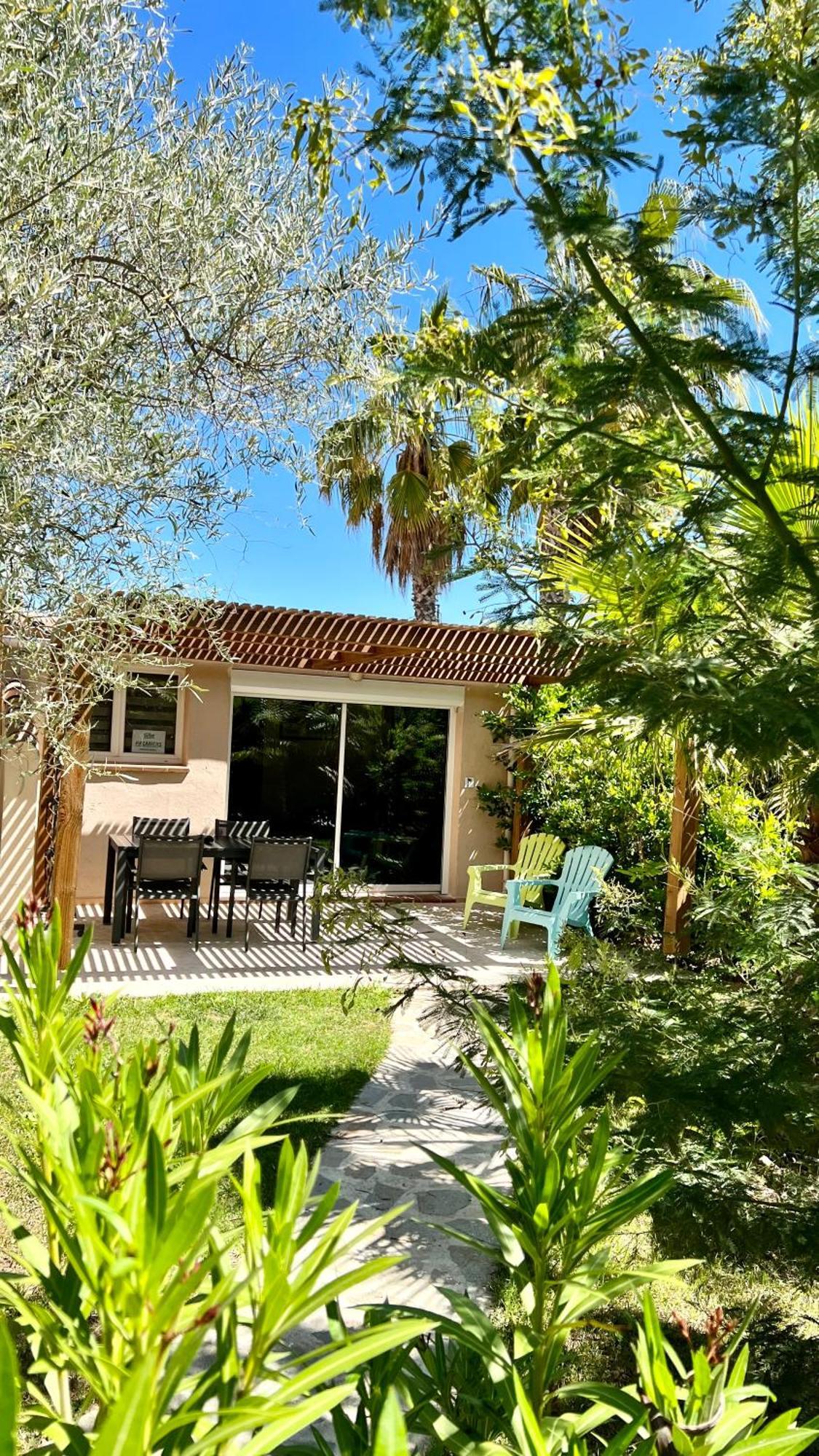 לינה וארוחת בוקר הייר Domaine De L'Aufrene מראה חיצוני תמונה